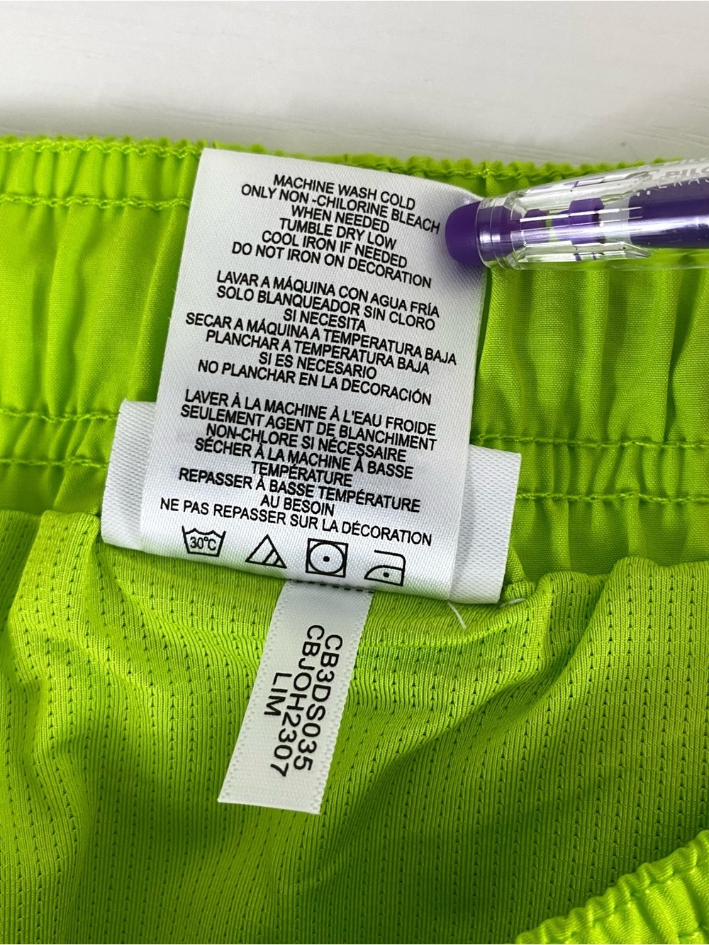 Calvin Klein Mens Trunks Shorts Size XL Swimwear Neon Green UPF 40 Lined NWT - Picture 5 of 15